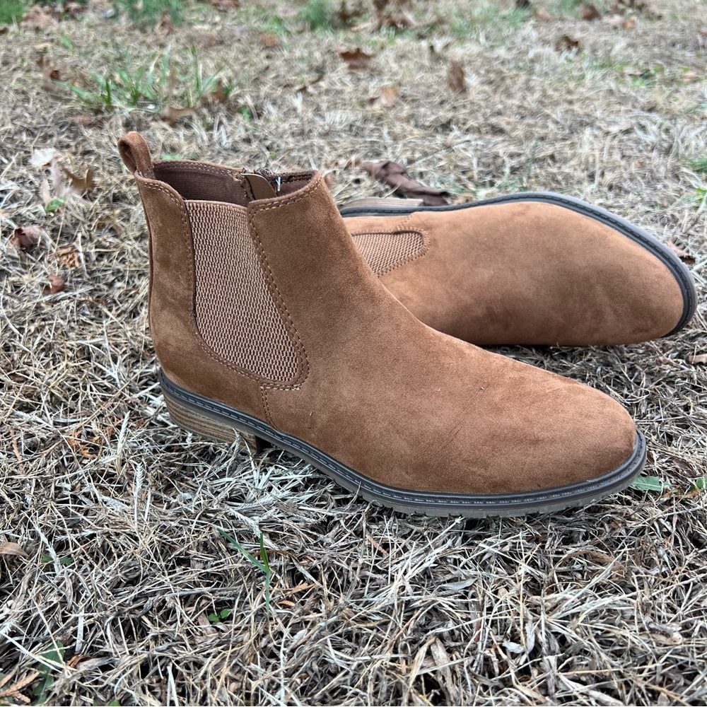 Women's Tan Suede Ankle Booties
